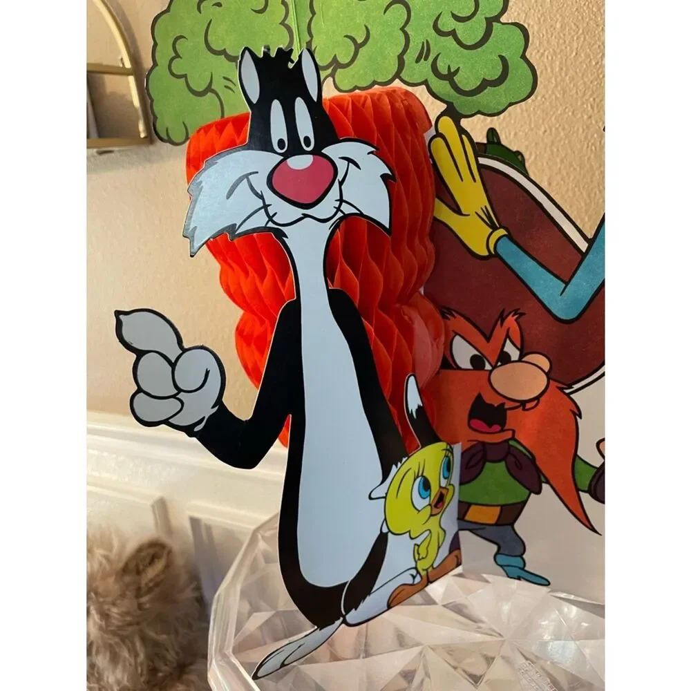 1977 Looney Tunes Carrot Honeycomb Table Centerpiece Bugs Yosemite Porky Sylvest